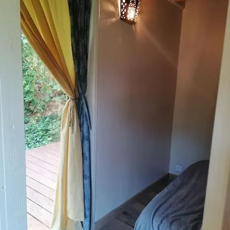بيت للعطل Le Logis En Bois Saint-Mathieu-de-Tréviers